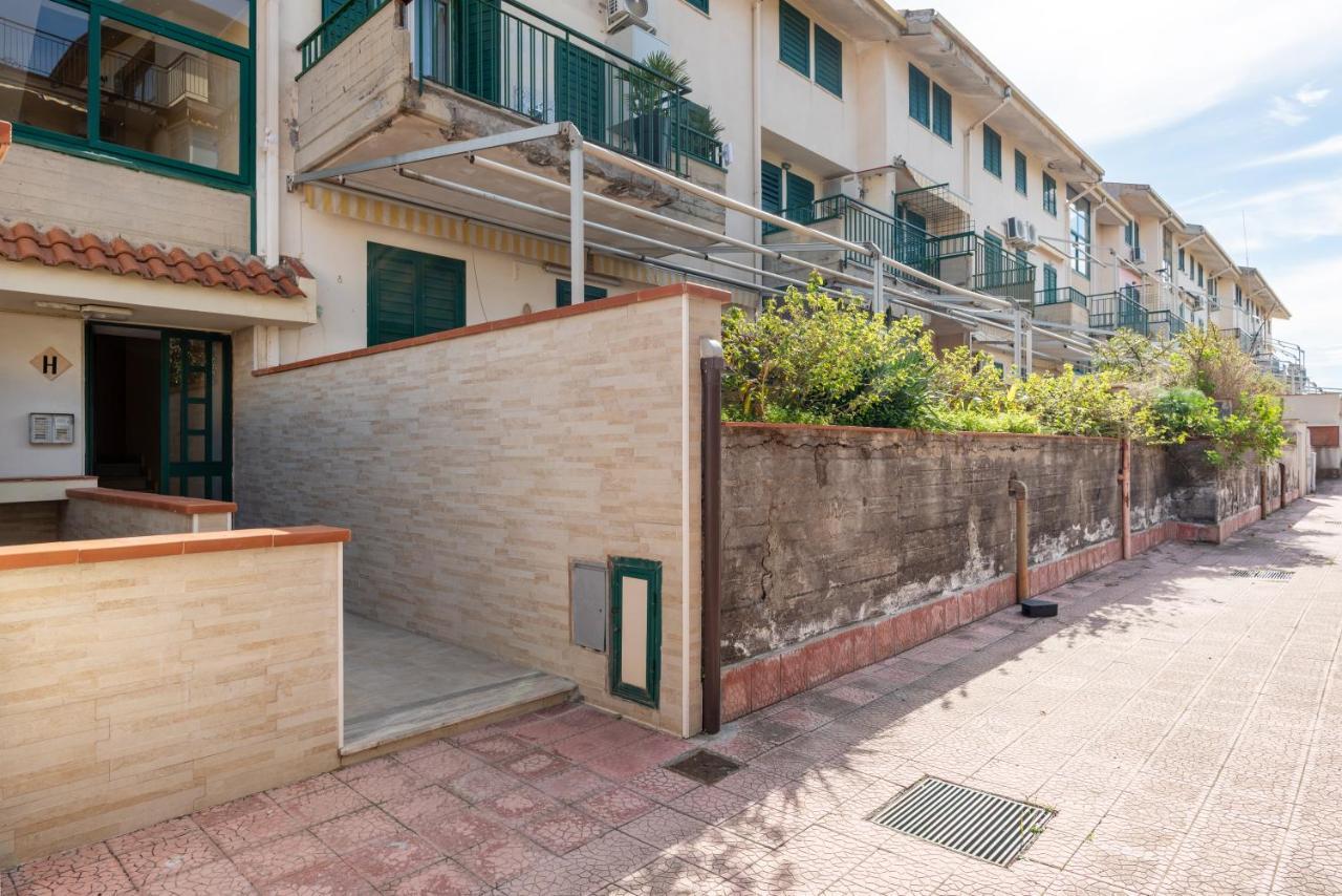 La Casa Di Tobia & Little Paradise Beach Apartments 贾迪尼-纳克索斯 外观 照片