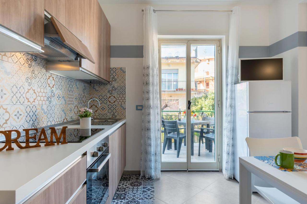 La Casa Di Tobia & Little Paradise Beach Apartments 贾迪尼-纳克索斯 外观 照片